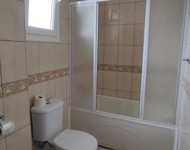 Kesilmez deniz manzaralı, site içerisinde, taşınmaya hazır, Ensuite'li ,2 Yatak odalı, Köşe Penthouse