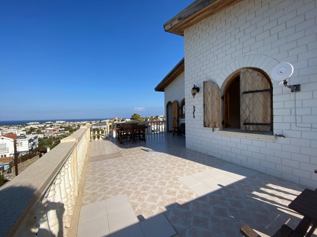 5 Bedroom Detached House With Sea View At The Foot Of The Mountain In Lapta ** 