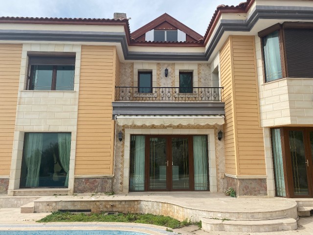 Koşk with 3 Donum views on the hill and 5 bedrooms on a high land in Ağırdağ ** 