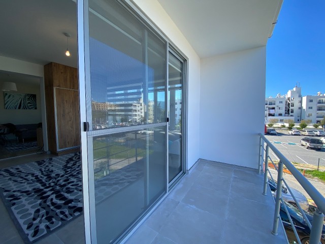 3 bedroom penthouse for sale with great potential within walking distance to the sea ** 