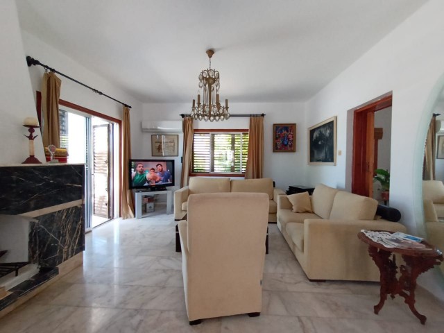 Large 3 bedroom detached house for sale, located by the sea, within walking distance of Kyrenia Center ** 