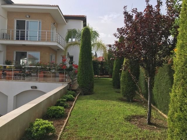 Private house with stylish landscaping in a prestigious neighborhood close to the sea in Çatalköy ** 