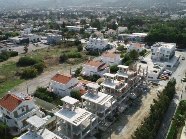 Girne Karaoğlanoğlu'da Yer Alan Muhteşem Havuzlu Modern Triple İkiz Villalar