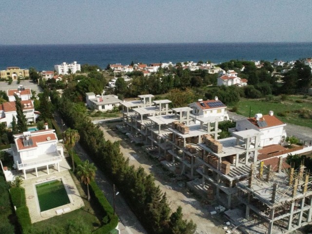 Modern Triple Twin Villas with a Magnificent Pool Located in Kyrenia Karaoglanoglu ** 