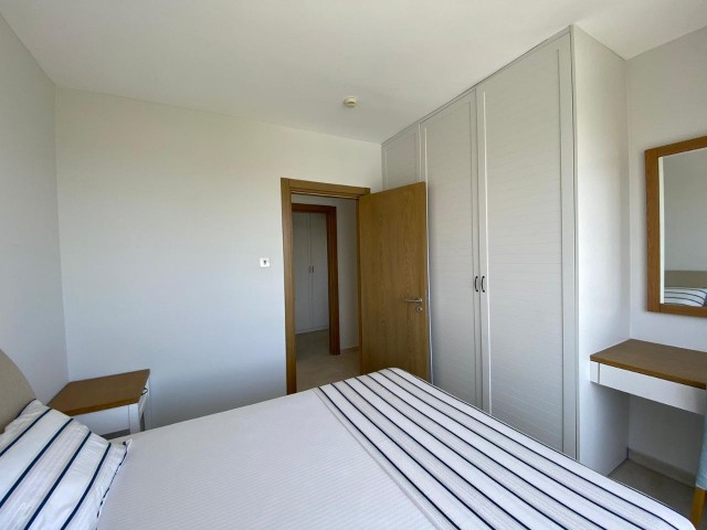 Geräumige Penthouse-Wohnung zum Verkauf mit Meer - und Bergblick in Kyrenia, Alsancak ** 