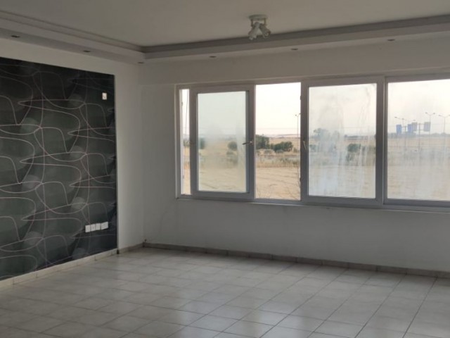 3 Bedroom, Renovated Apartment at Turunçlu Junction, on Nicosia-Famagusta Highway ** 