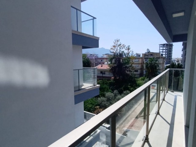 3+1 Prestigious house in a prestigious area in Kyrenia. center ** 