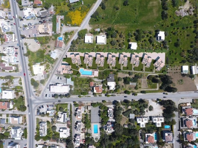 Kyrenia Karaoglanoglu ist auch sehr Modern und luxuriös, mit Garten, Gemeinschaftspool auf dem Gelände und ideal für Investitionen mit Blick auf unsere zwei Villen mit herrlichen 2+1 und 3+1 Optionen ** 