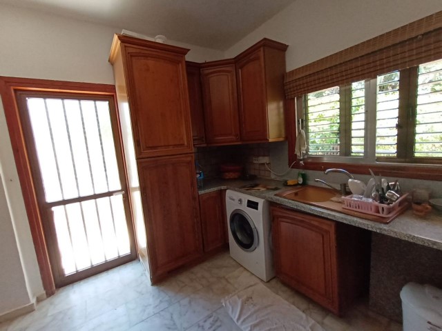 Spacious, bright 4+1 villa in Kyrenia ** 