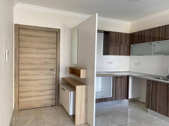 Unsere 2-Zimmer-Wohnung Mit Zentraler Lage In Kyrenia ** 