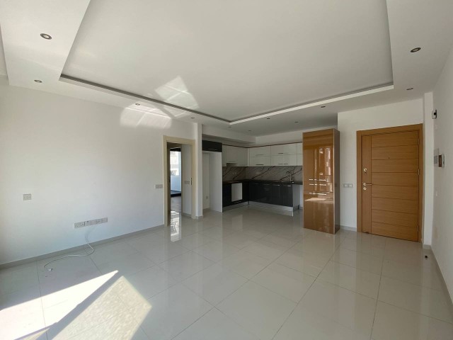 Girne Merkezde 2 Yatak Odalı Penthouse Özellikli Daire