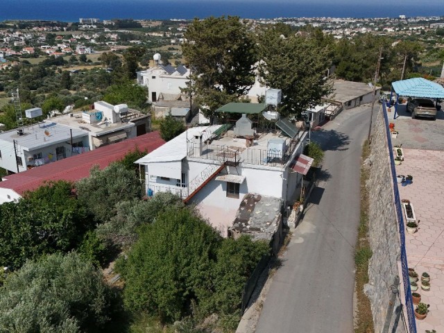 2 Schlafzimmer Maisonette freistehende in Kyrenia Karsiyaka, zurück Bergblick, vorne ist unser Haus mit herrlichem Meerblick ** 