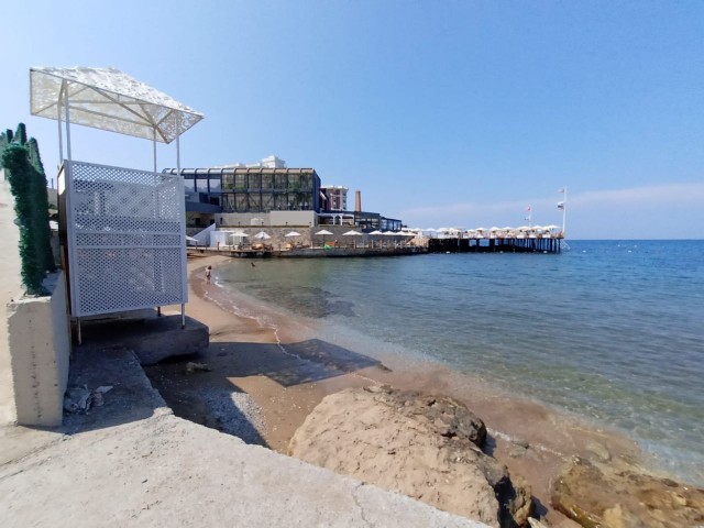 Gemütliche Zwei-Zimmer-Wohnung mit Panoramablick auf das Meer ** 