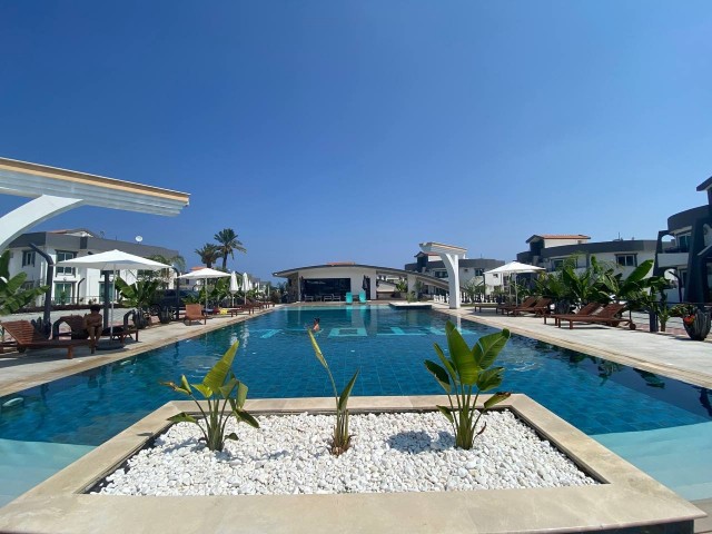 Kyrenia Karaoglanoglu nda mit Dachterrasse oder 16m2 Garten mit 1 Schlafzimmer Option 5 Minuten vom Meer, 10 Minuten vom Zentrum von Kyrenia ** 