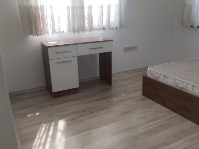  Lefkosa 2+1'de kiralık daire