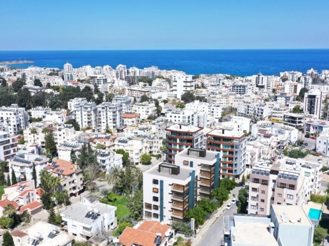 Girne Merkez'de Her Yere Olan Yakınlığıyla Ofis Studio (Ticari Özellikli) ve 2 Yatak Odalı Daireleri Projemiz!