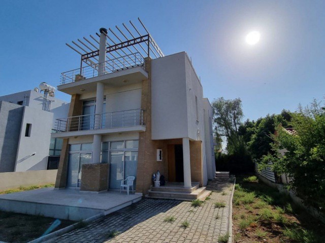 Triplex Villa with 4 Bedrooms, 2 Separate Kitchen Partitions and Large Jacuzzi in Famagusta Tuzla 