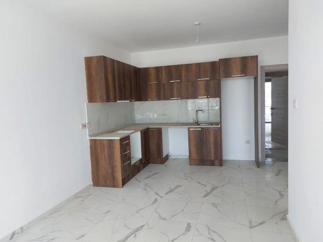 Unser wundervolles, neu fertiggestelltes Apartment-, Büro- und Ladenprojekt mit 1 Schlafzimmer in der Nähe der Hauptstraße in Karaoğlanoğlu, Girne