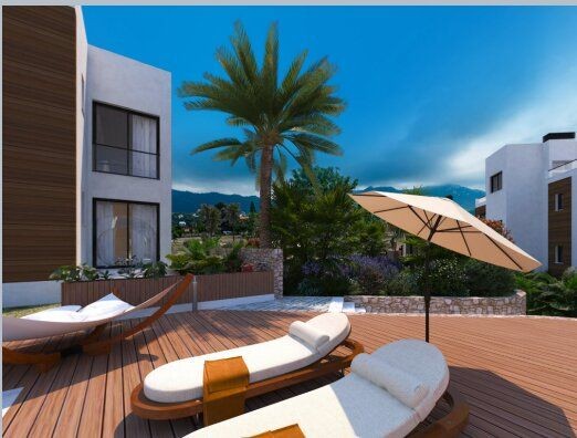 Makellose Penthouse- und Gartenapartments mit 2 Schlafzimmern und herrlichem Meer- und Bergblick in Karaağaç, Kyrenia