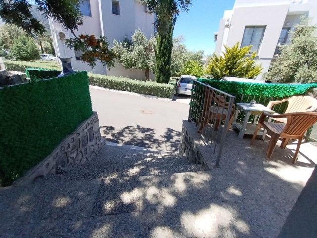 Flat To Rent in Alsancak, Kyrenia