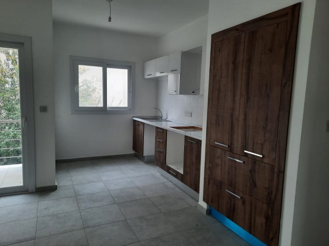 Lefkoşa Gönyeli'de  kira getirisi yüksek satılık 2+1 70m2 daire