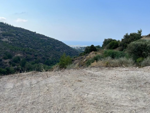 A magnificent land with panoramic sea and city views in Kyrenia Ilgaz region