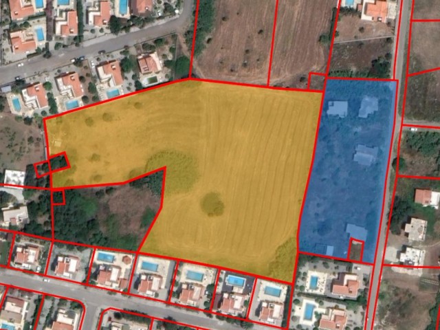 Karşıyaka'da denize 200 metre mesafede full dağ deniz manzaralı 14 dönüm arazi