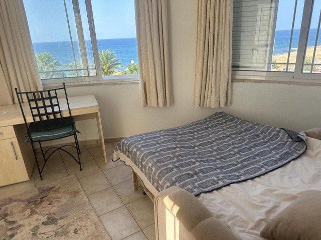 Вилла с 4 спальнями и захватывающим видом на море на продажу в Кирении, Эсентепе