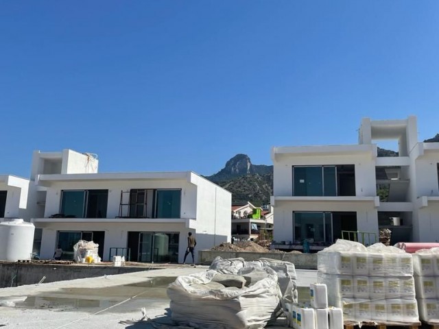 Privates Apartment mit 2 und 4 Schlafzimmern, herrlicher Aussicht und erstklassigen Annehmlichkeiten in Bellapais – Kyrenia