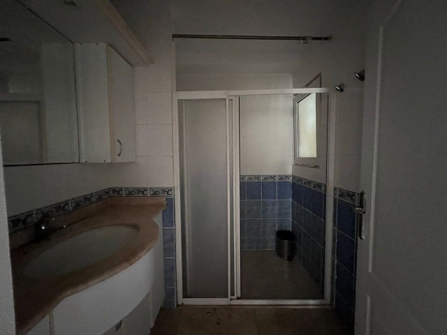 Girne'de Denize Sıfır Full Eşyalı 3 Yatak Odalı Penthouse