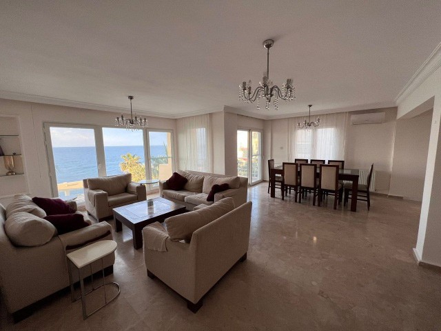 Fully Furnished 3 bed Penthouse infront of Sea in Kyrenia