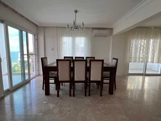 Fully Furnished 3 bed Penthouse infront of Sea in Kyrenia