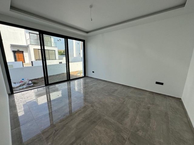 Çatalköy özel site içerisinde yeni bitmiş taşınmaya hazır 4+1 villa    ----Tek yetkili----