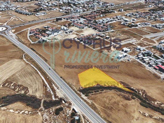 5 decares of investment land for sale on the main road in Gönyeli YENİKENT region