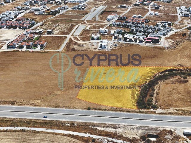 5 decares of investment land for sale on the main road in Gönyeli YENİKENT region