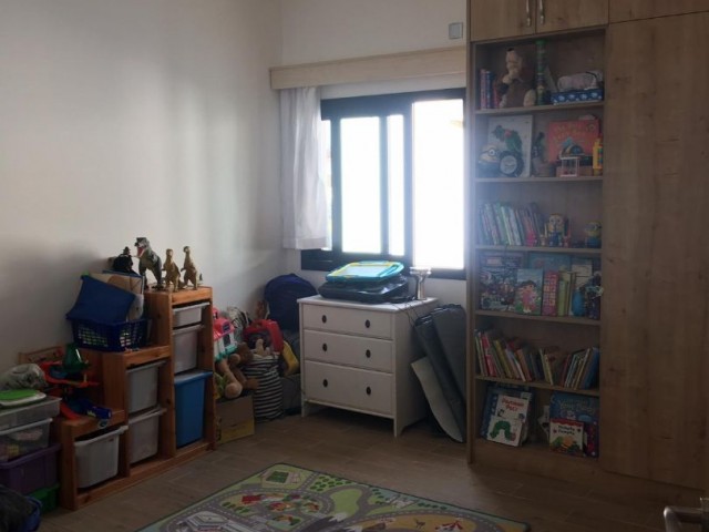 5+1 Villa zu vermieten in einer ruhigen Gegend im Villenviertel Yenikent in Nikosia