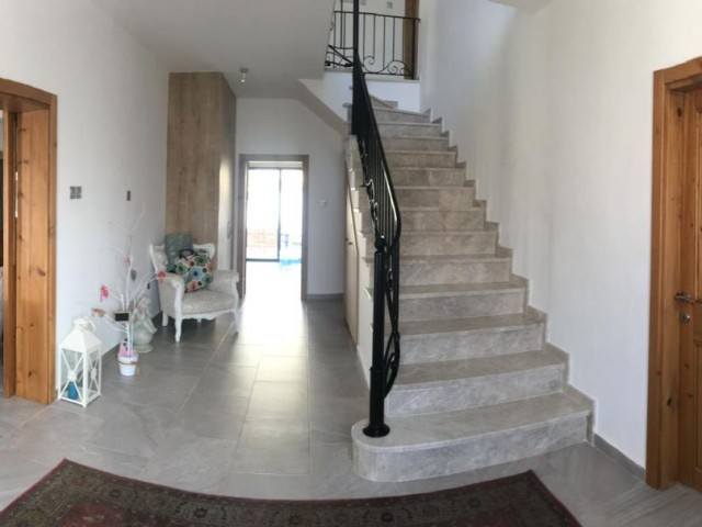 5+1 villa for rent in a quiet neighborhood in Nicosia Yenikent villa area
