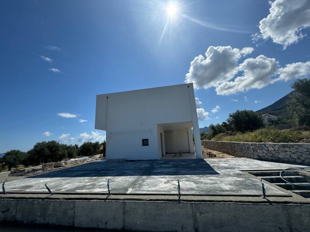 Villa mit 4 Schlafzimmern und eigenem Bad, Garten und Pool sowie Meer- und Bergblick in Lapta – Kyrenia