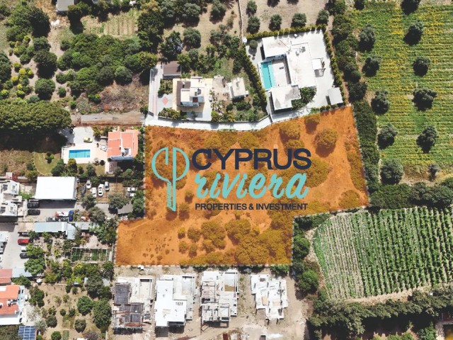 4 acres of land with 9 villas for sale in a central location opposite Cratos hotel in Kyrenia OZANKÖY