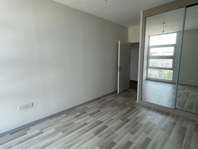 2 + 1 APARTMENT FOR RENT ON NICOSIA GÖNYELI YENIKENT MUNICIPALITY BOULEVARD, SUITABLE FOR BEING AN OFFICE OR CLINIC ** 