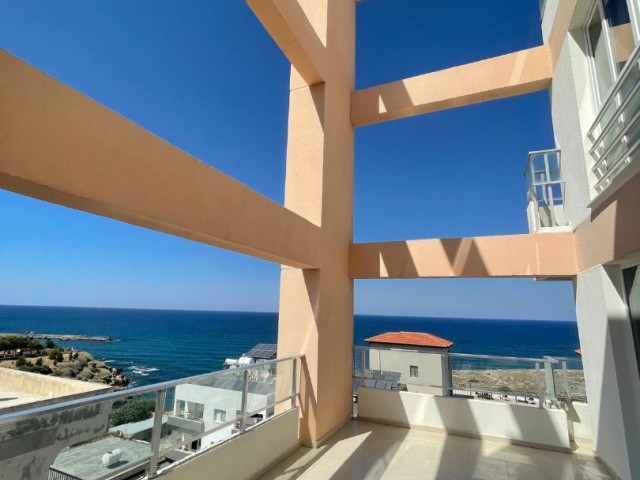 FULLY FURNISHED 2 + 1 APARTMENT FOR RENT TO A STUDENT WITH SEA AND MOUNTAIN VIEWS IN THE CENTER OF KYRENIA ** 