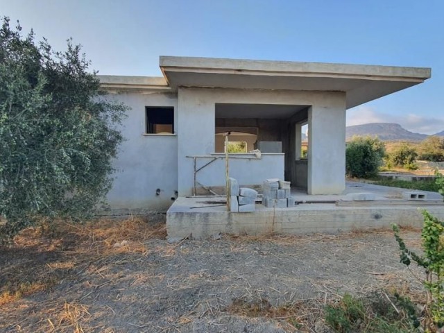 1 COMPLETED 1 SEMI-DETACHED HOUSE WITH 1.5 ACRES OF LAND FOR SALE IN NICOSIA MILLING ** 