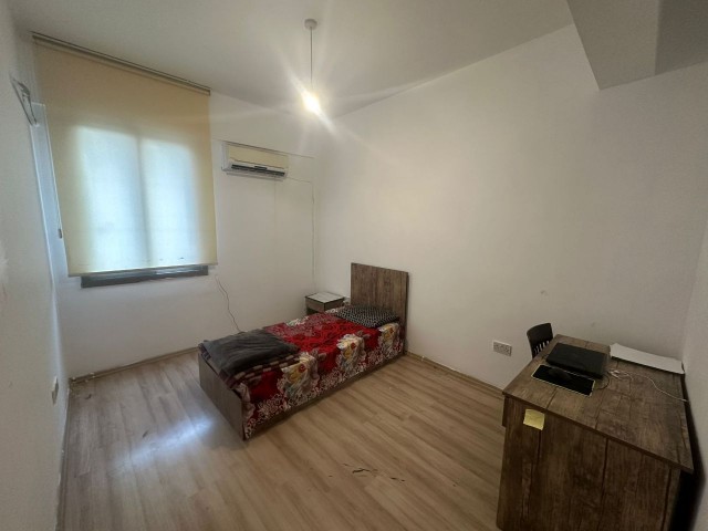 NICOSIA STREET 3+1 FURNISHED FLAT FOR SALE BEHIND THE KITCHEN