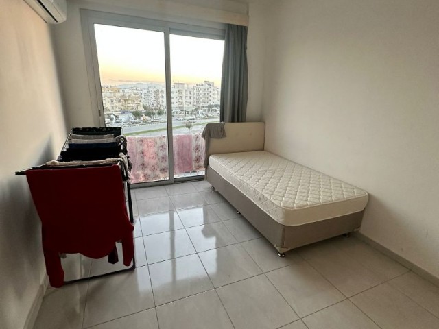 2+1 FURNISHED FLATS FOR RENT AT THE ENTRANCE OF NICOSIA GÖNYELİ VERY CLOSE TO THE STOP AND MARKET