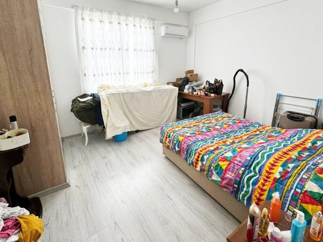 Никосия Геньели 2+1 Меблированная Квартира на Продажу За Парком Ялчин