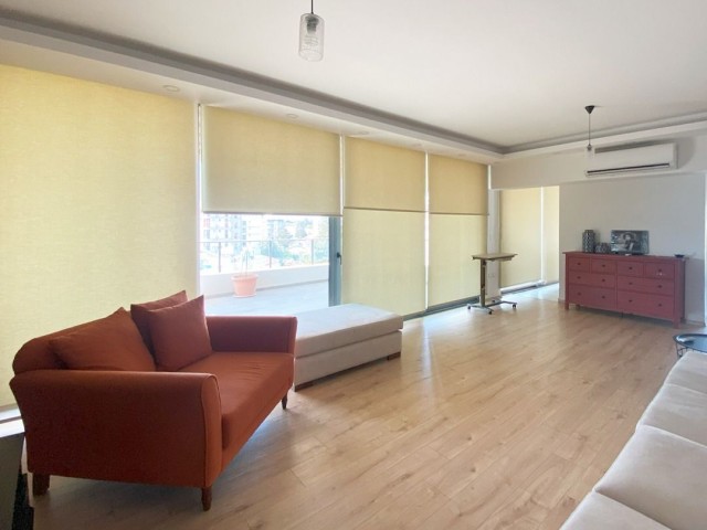 Yenişehir Bölgesinde Satılık 2+1 Lüks Penthouse