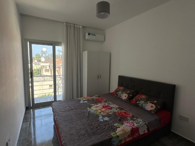 GİRNE ALSANCAK BÖLGESİNDE  KİRALIK FULL EŞYALI LÜKS 3+1