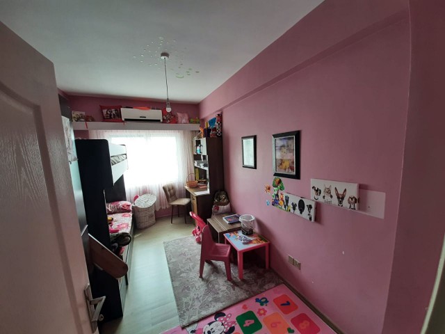 3+1 MEDIUM FLOOR FLAT FOR SALE IN CENTER OF FAMAGUSTA NEAR CITY MALL ** 