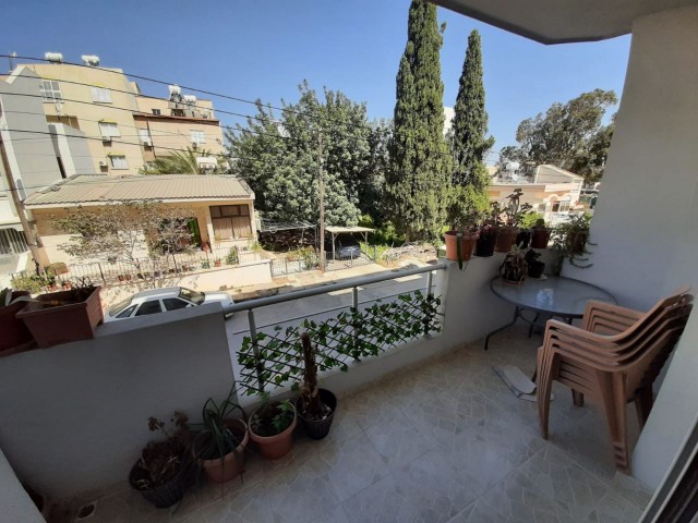 3+1 FLAT FOR SALE ON THE 1st FLOOR IN THE CITY CENTER OF MAGUSA ** 