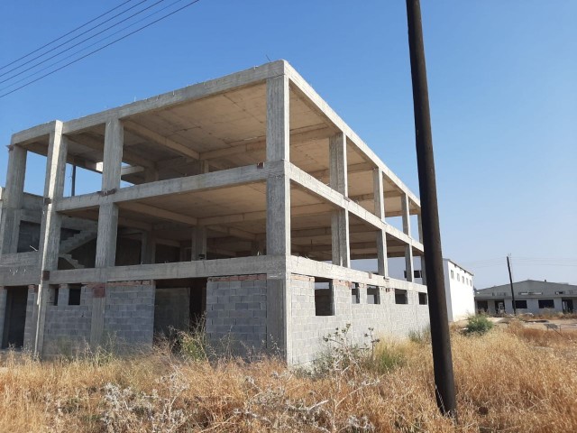 FAMAGUSTA DOVECINLIK IS A SHOP FOR SALE OF ABOUT 600 M2 IN SEMI-CONSTRUCTION IN THE INDUSTRY ** 